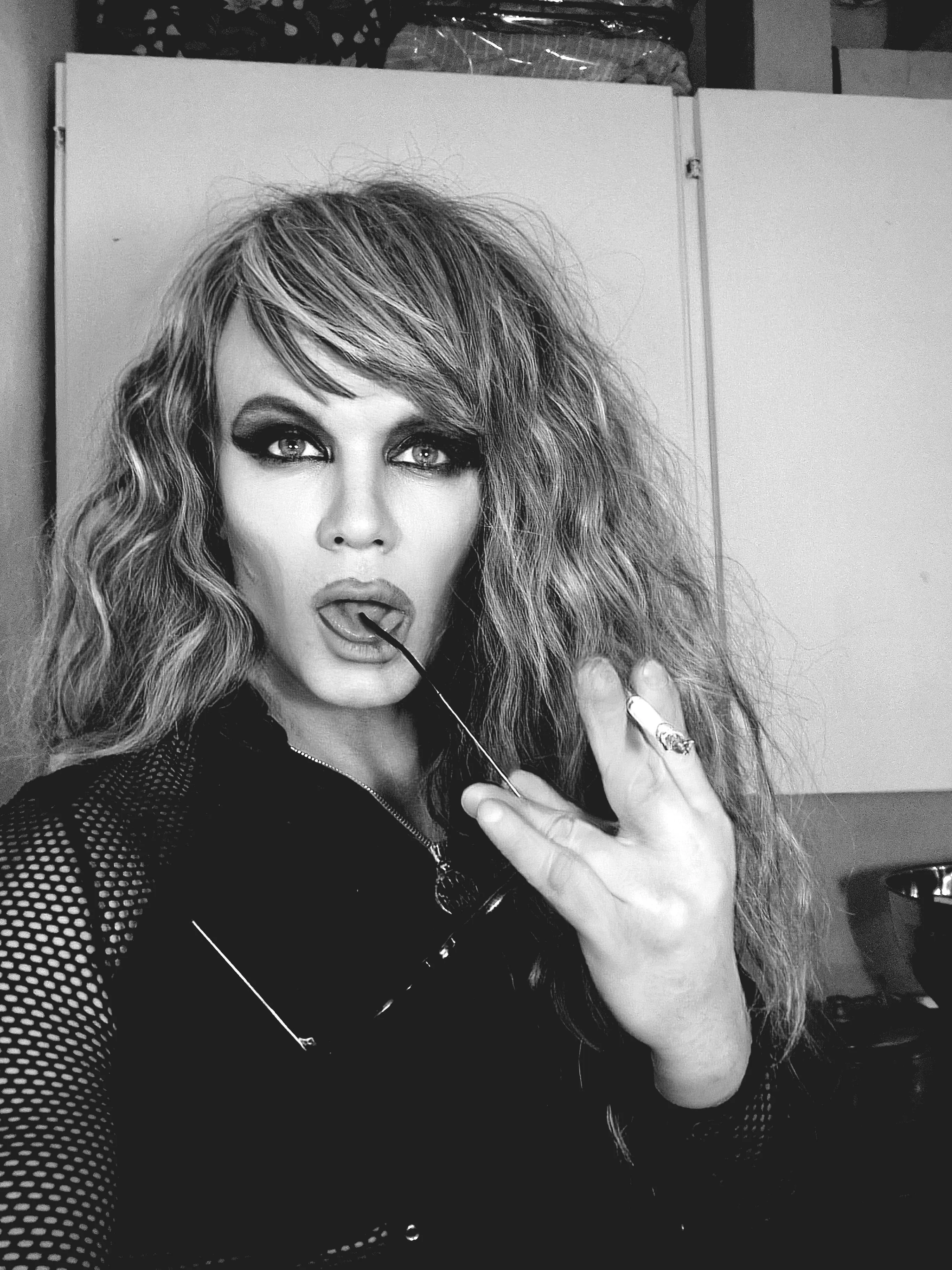 Emmy 1994 - Escort Glasgow